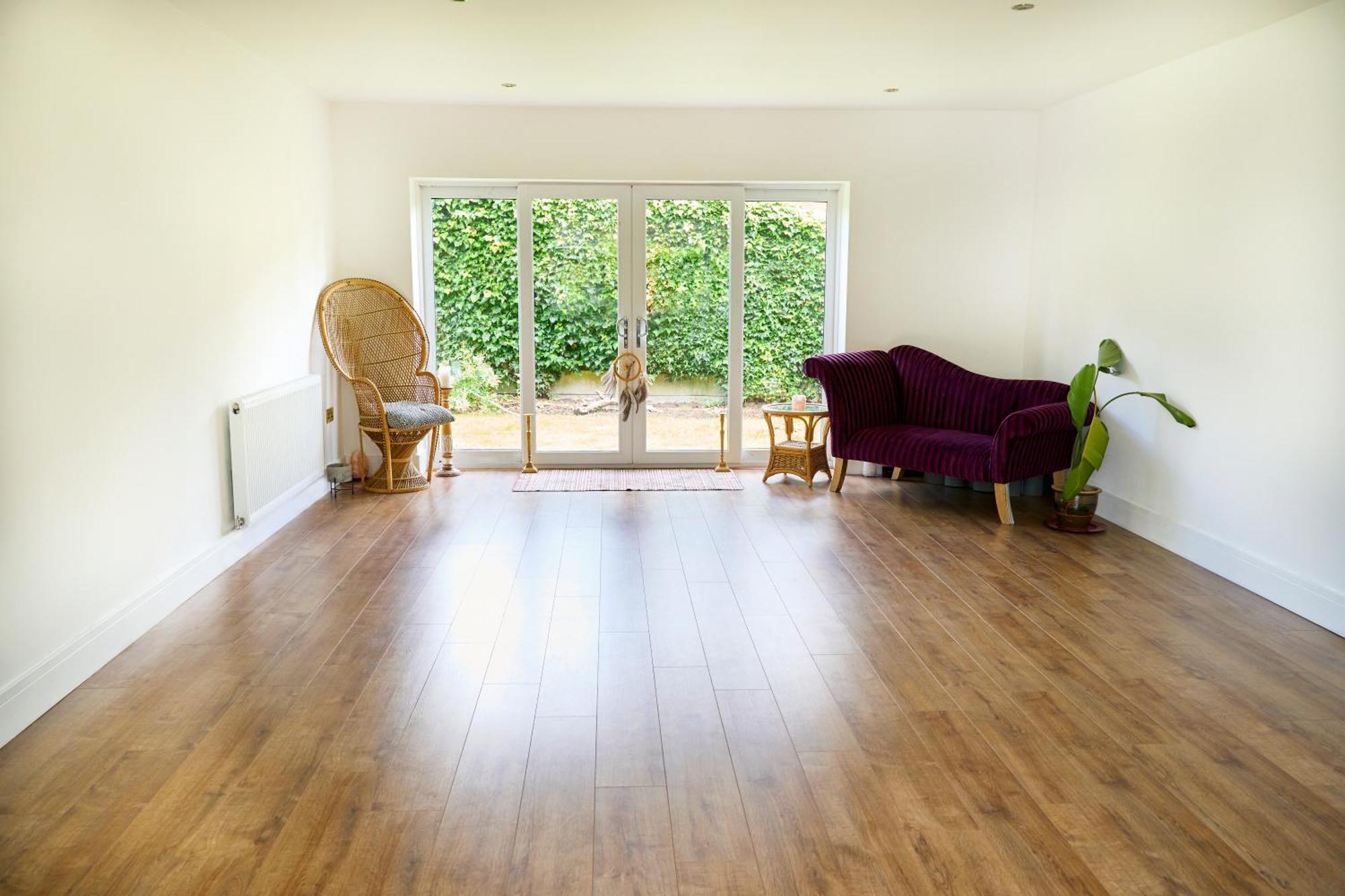 Holiday home Chic Family With Garden Fire Pit & Event Space, Hot Tub Manchester